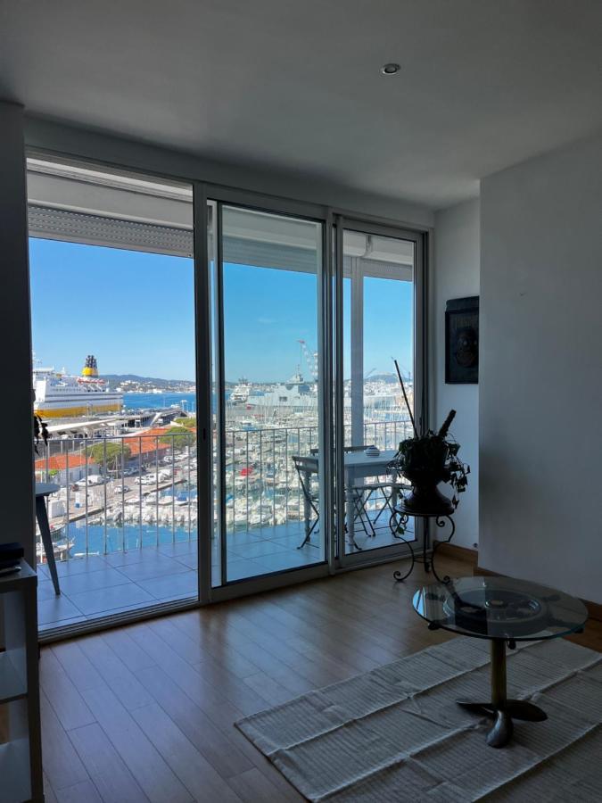 Le Marin Lägenhet Toulon Exteriör bild